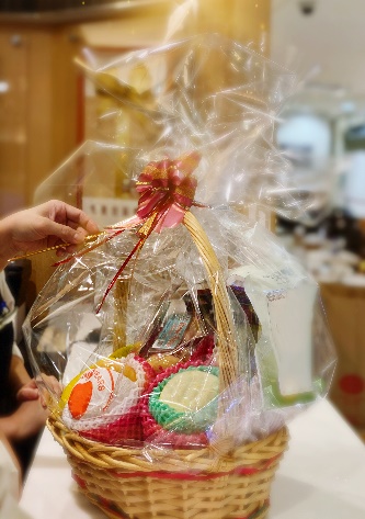 How To Make Gourmet Gift Baskets: The Ultimate Guide